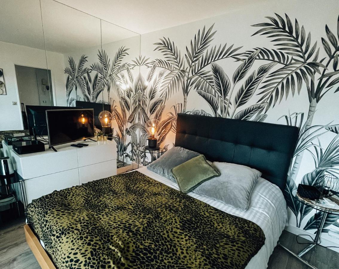 Beautiful Modern Fully Furnished Studio Levallois-Perret Exterior foto
