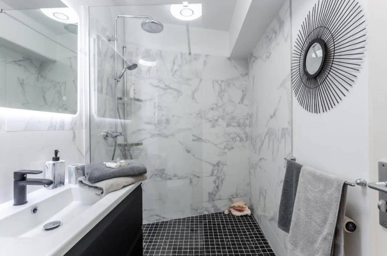 Beautiful Modern Fully Furnished Studio Levallois-Perret Exterior foto